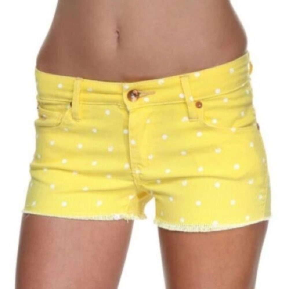QSD canary yellow polka dot denim jean shorts cut-off raw hem M medium beach fun